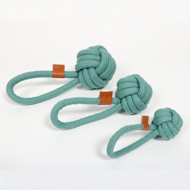 D&D Knotenball mit Schlaufe Harper - blau - 22 x 8cm – Bild 5